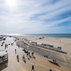 ostend-luxury-seasight-apartment-ostend-8400.hotelsghent.com/