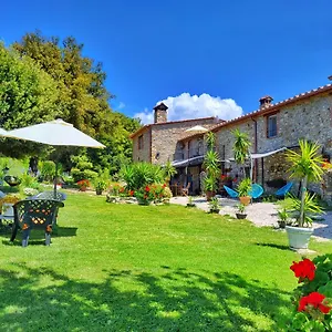 agriturismo-le-palaie-tre-appartamenti-indipendenti-in.it-tuscanyhotel.com/